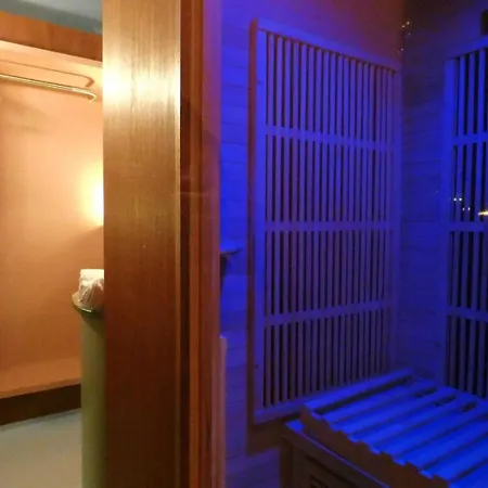 Neptune - Escape With Sauna - By Mon Petit Fare Paris
